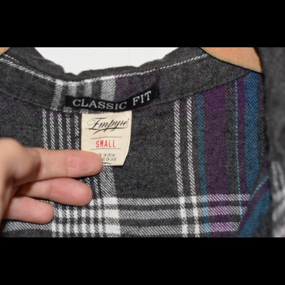 Pacsun, Empyre plaid long sleeve top - Picture 3 of 3